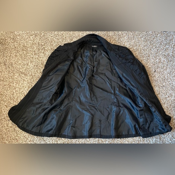 Bisou Bisou Black Pinstripe Blazer Size 16 - Picture 3 of 12